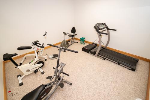 BirchHaven Village Exercise Room